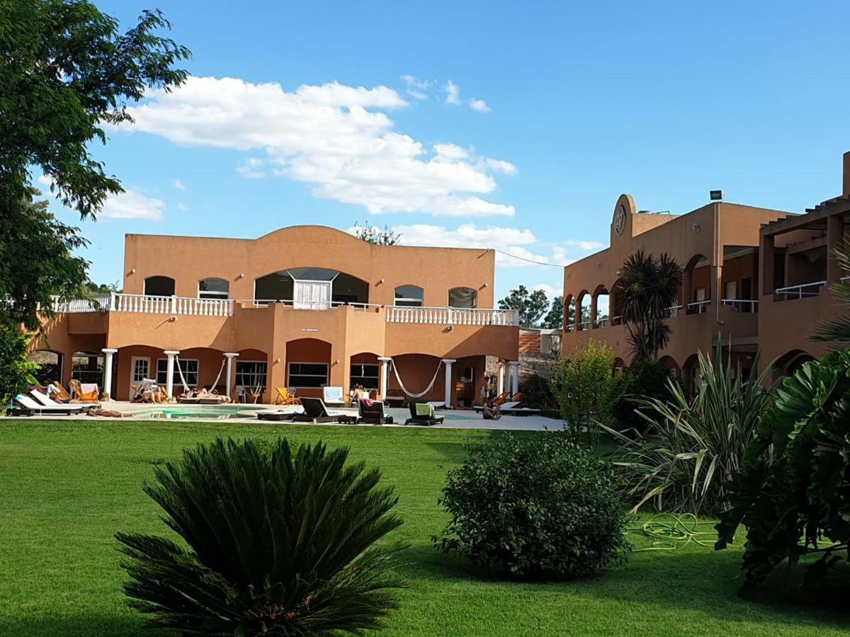 Las Victorias Apart Hotel San Miguel del Monte Exterior foto